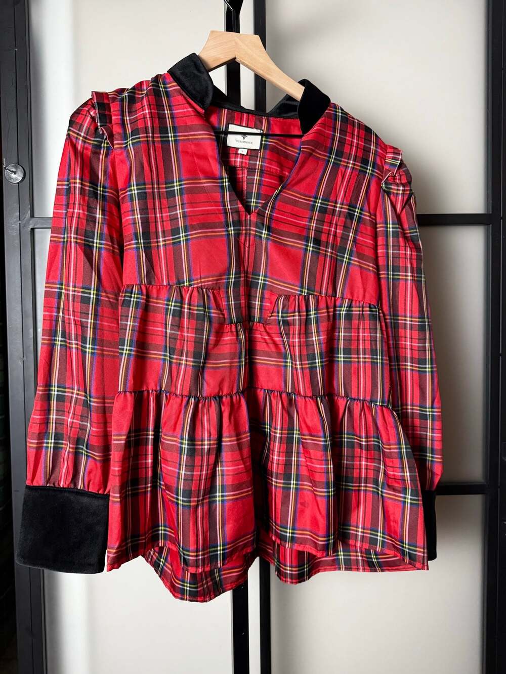 Tuckernuck Bristol Royal Stewart Red Plaid Velvet Collar Peplum Blouse Sz Small